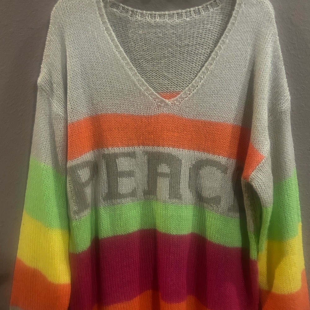 Multicolor V-Neck Sweater - Picture 2 of 3